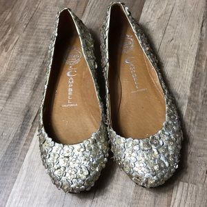 Gold grey flower flats